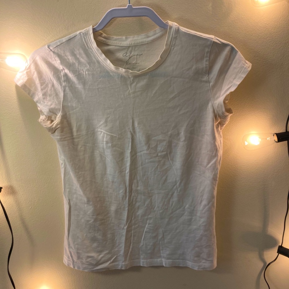 Tight white tee